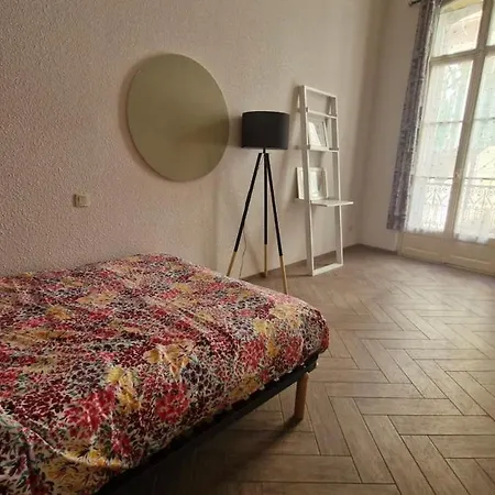 De Charme T3 Climatise Apartment